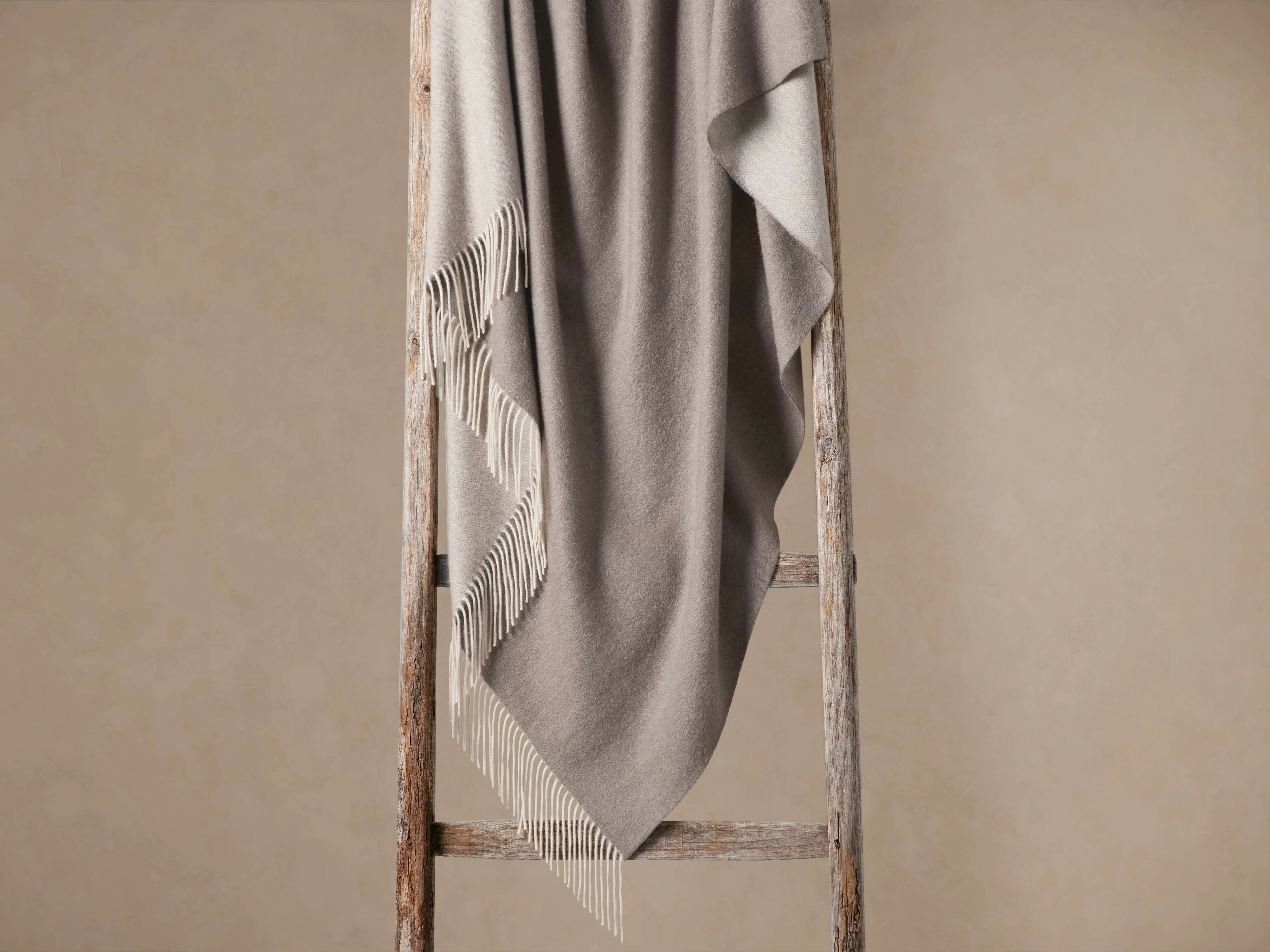 7572-melange-cashmere-throw-1.webp