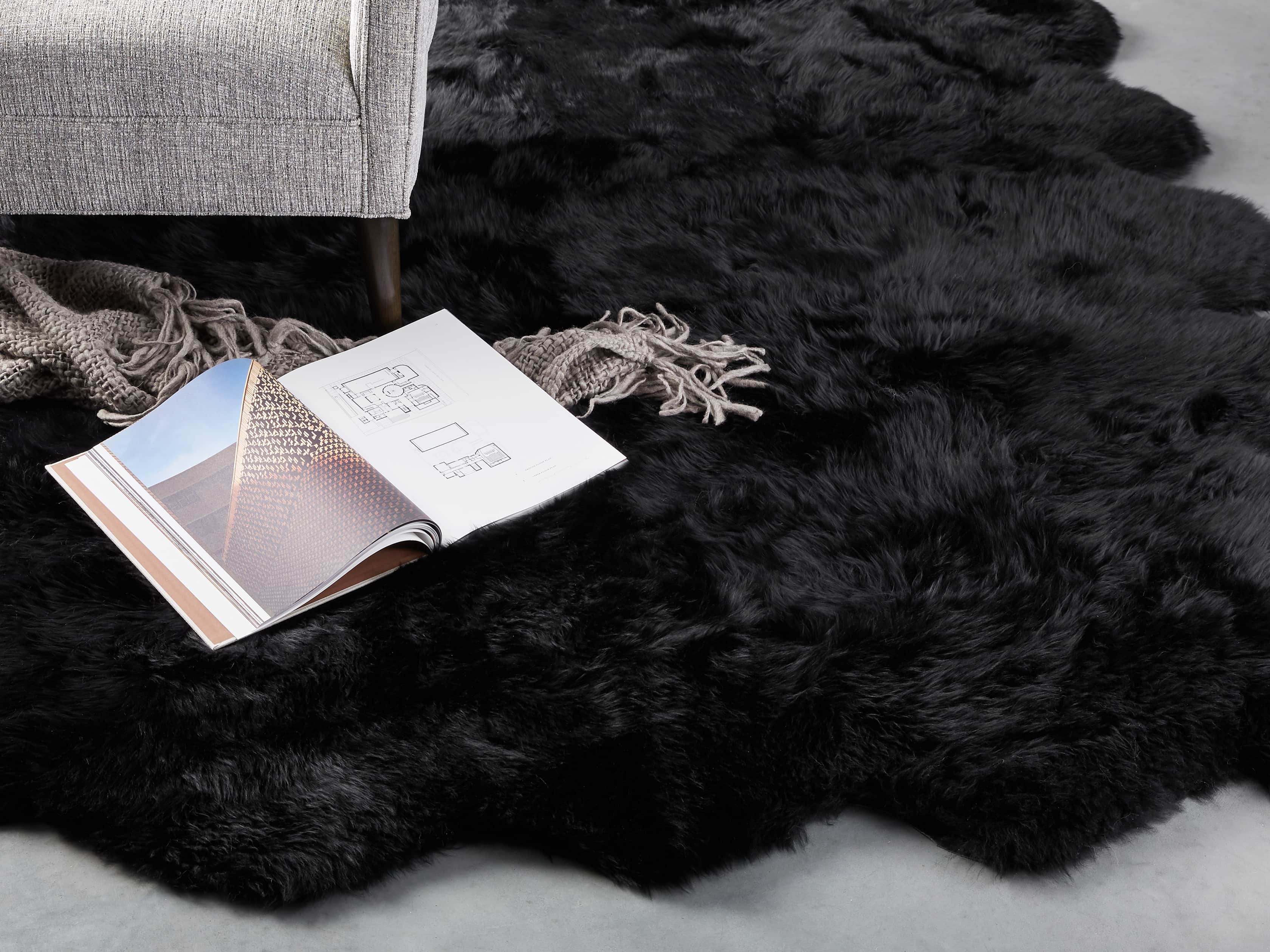 762-sheepskin-wool-rug-in-black-1.jpg