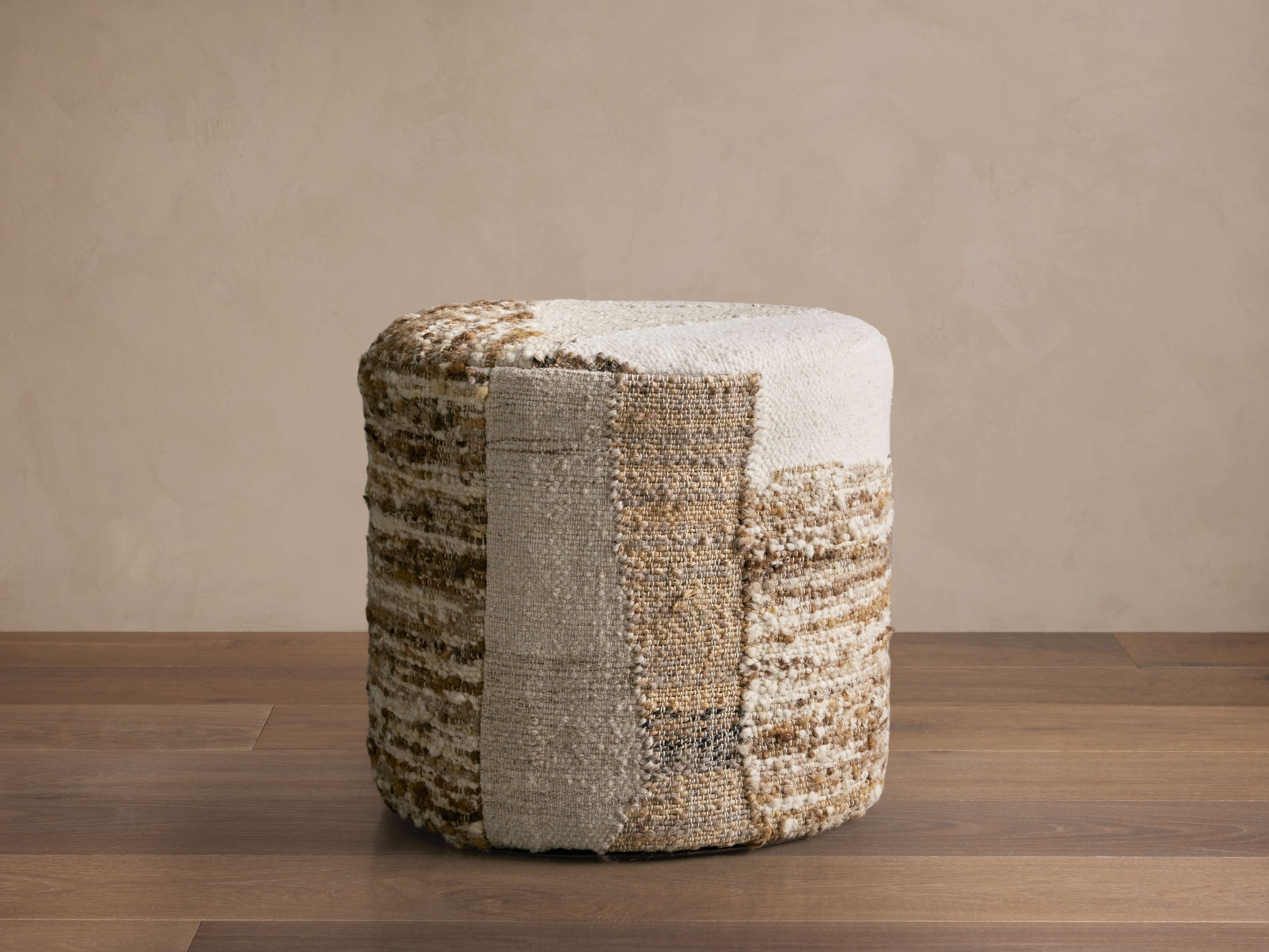 Briton Pouf