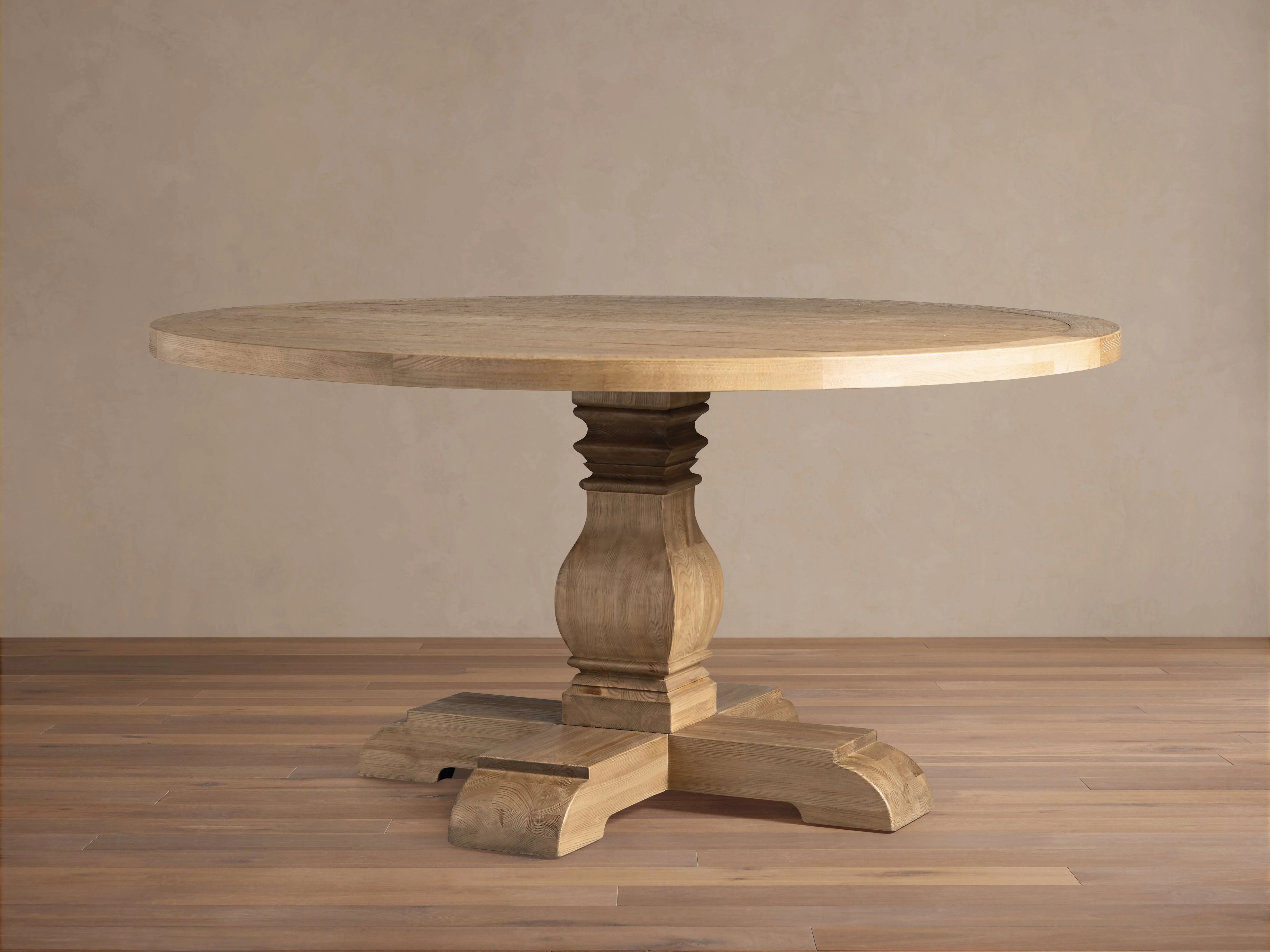 836-kensington-round-dining-table-1.webp