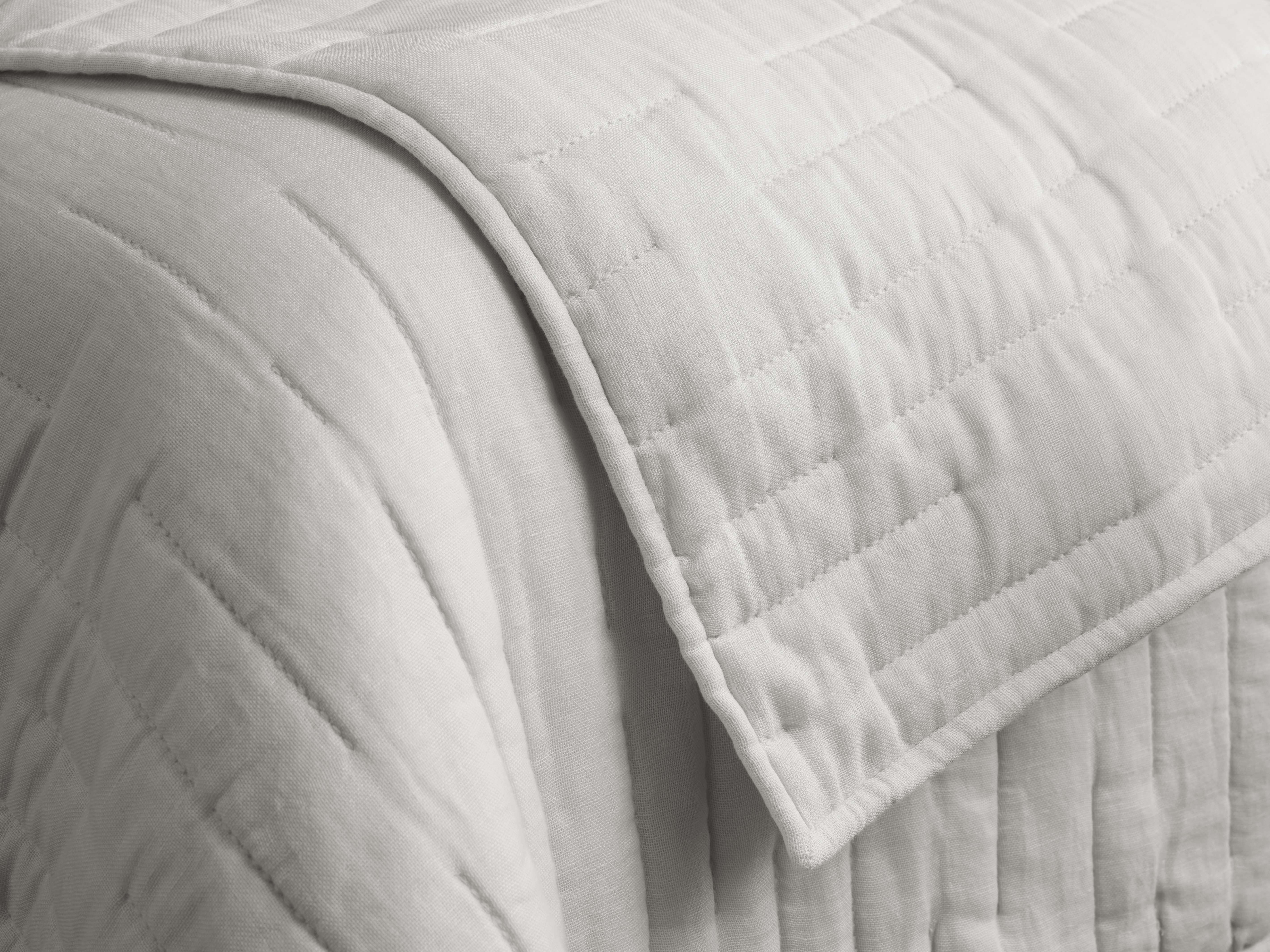 Selkie Linen Quilt