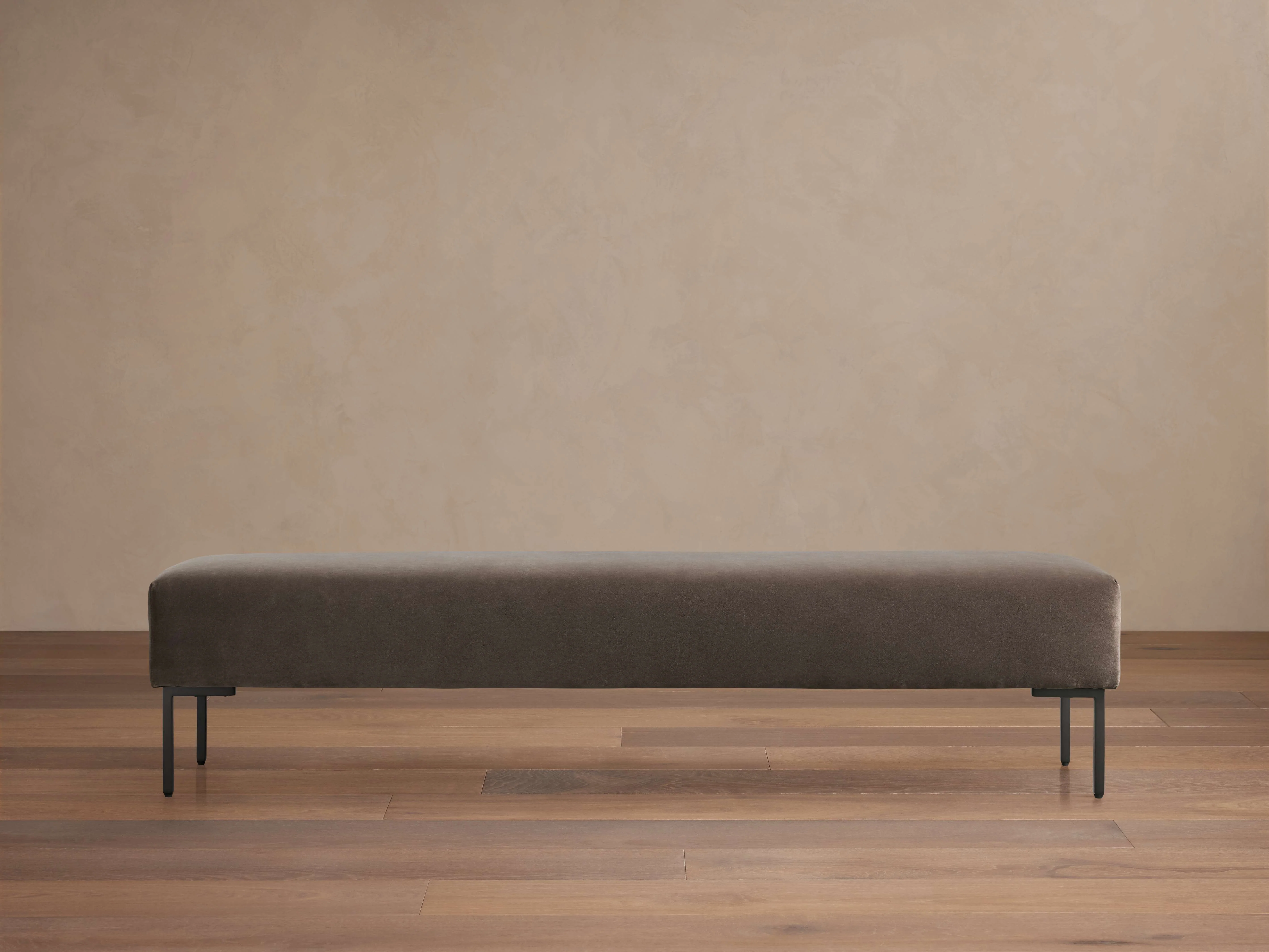 885-tilton-bench-1.webp