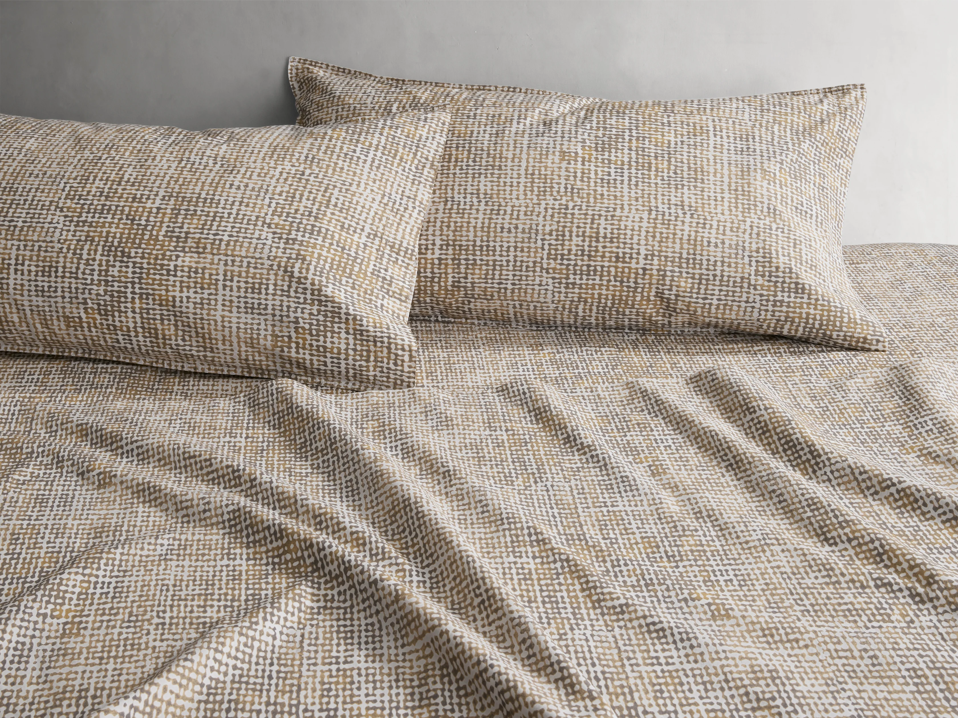 8932-roula-bedding-collection-1.webp
