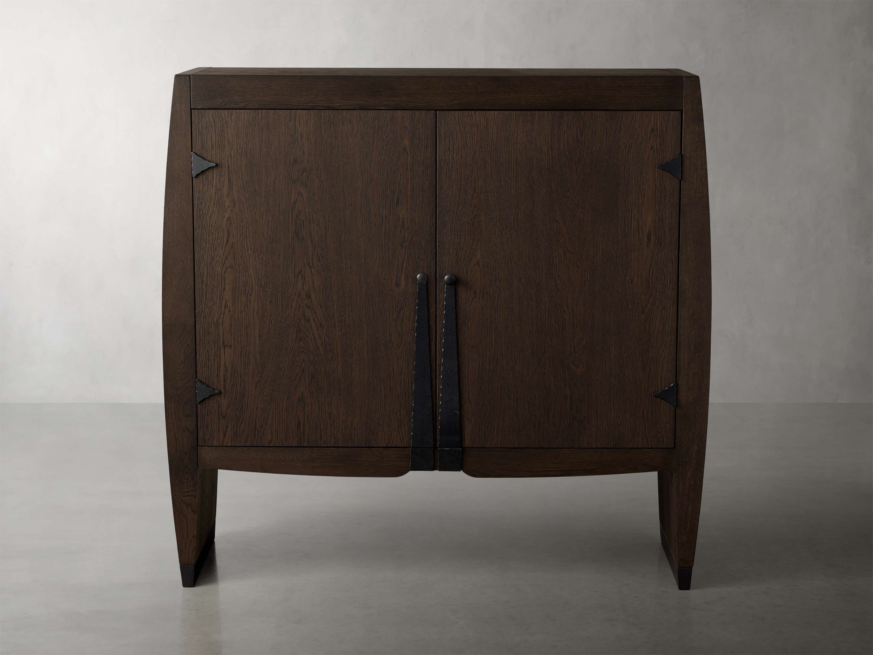 Dacia Cabinet
