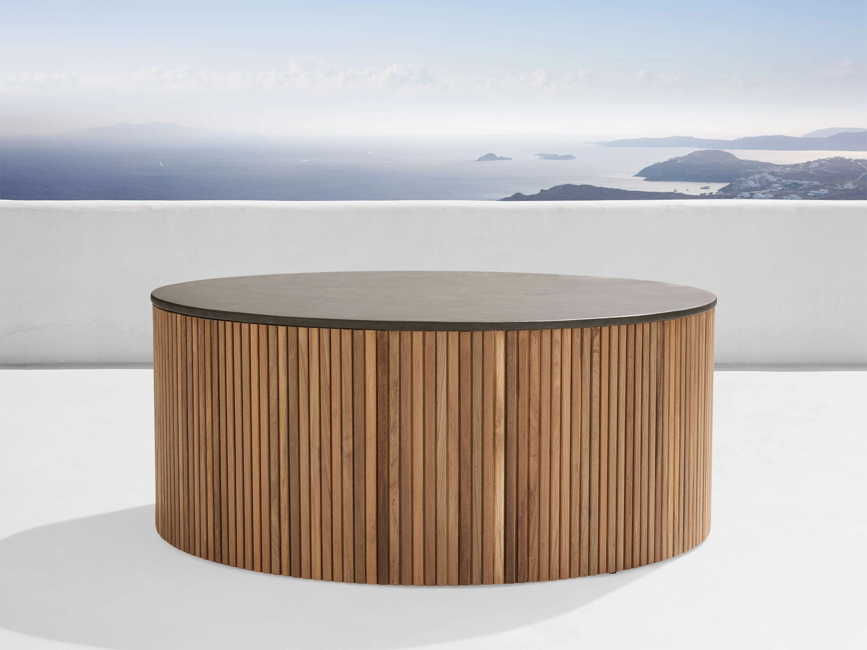 Pompeii Outdoor Round Coffee Table