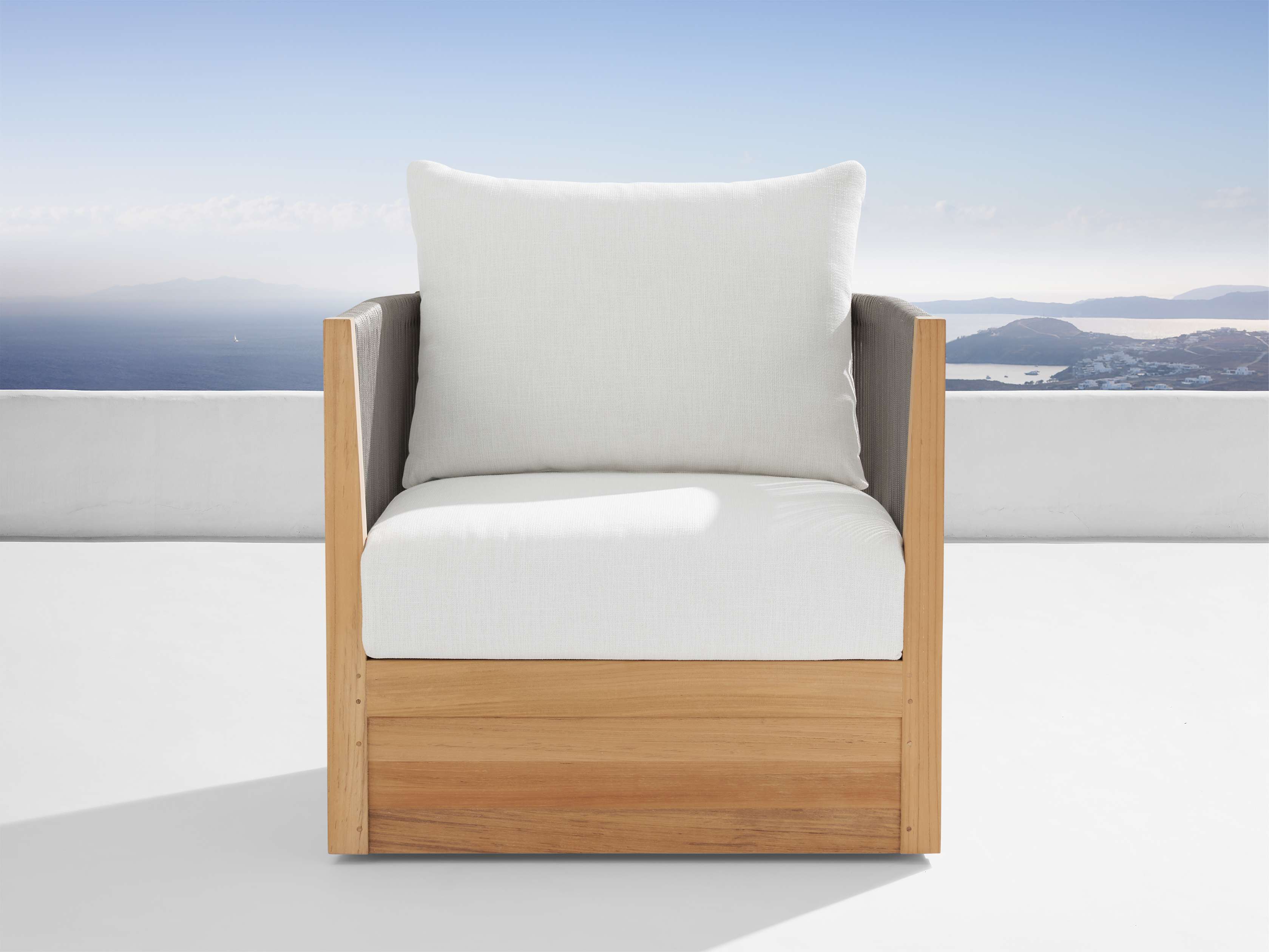 Newport Outdoor Swivel Chair