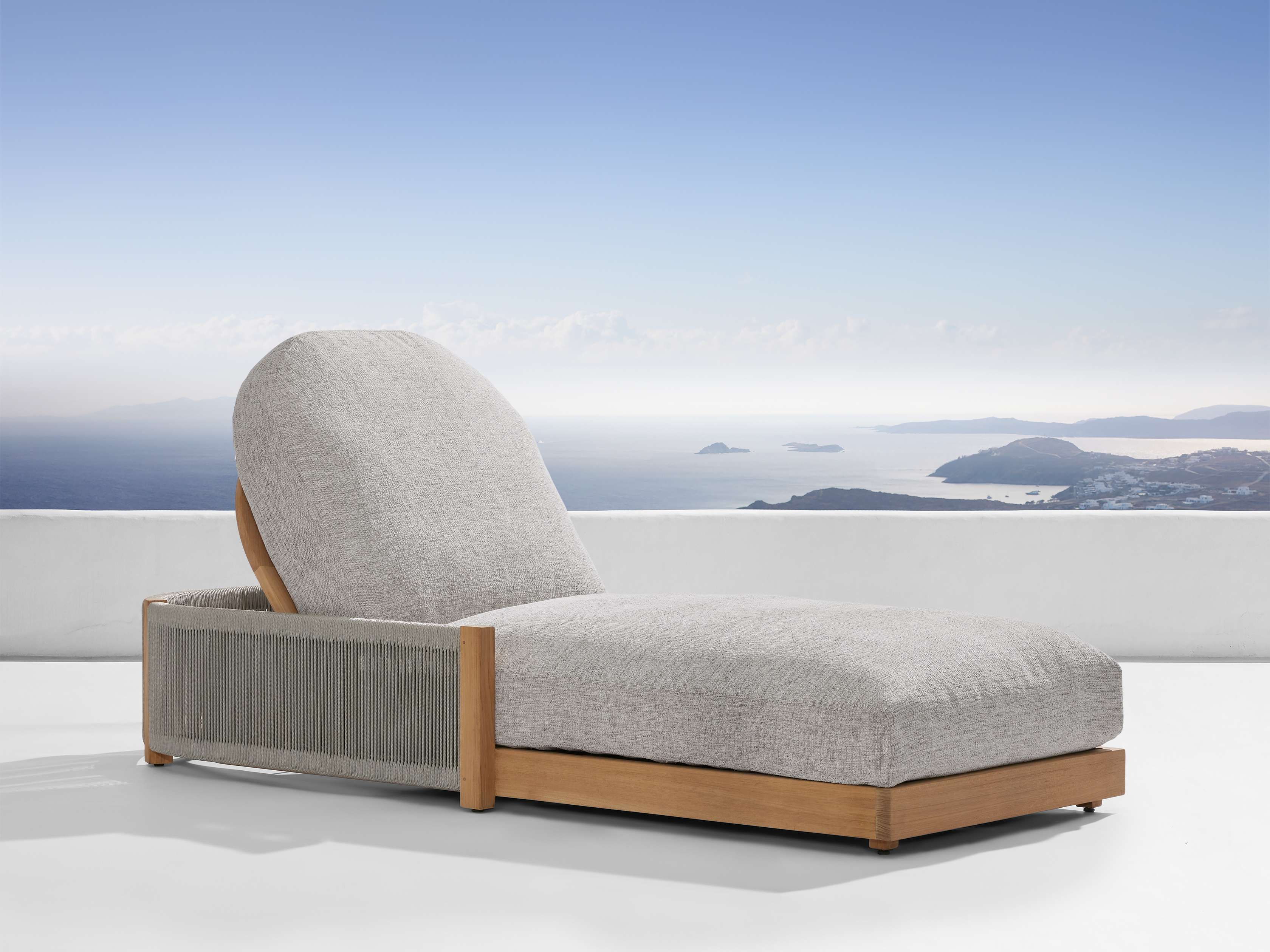 Newport Outdoor Chaise
