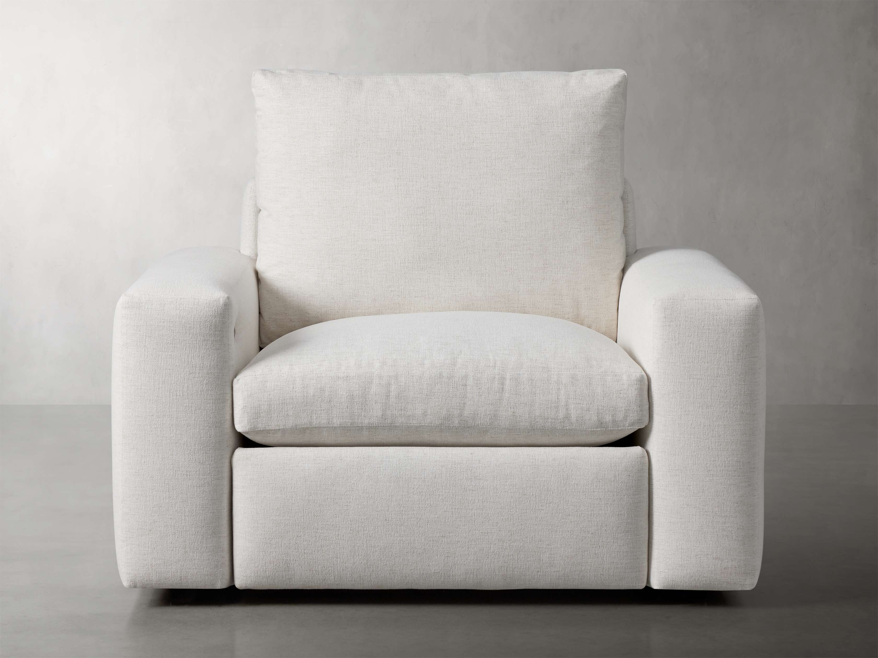 Kipton Wide Arm Motion Recliner